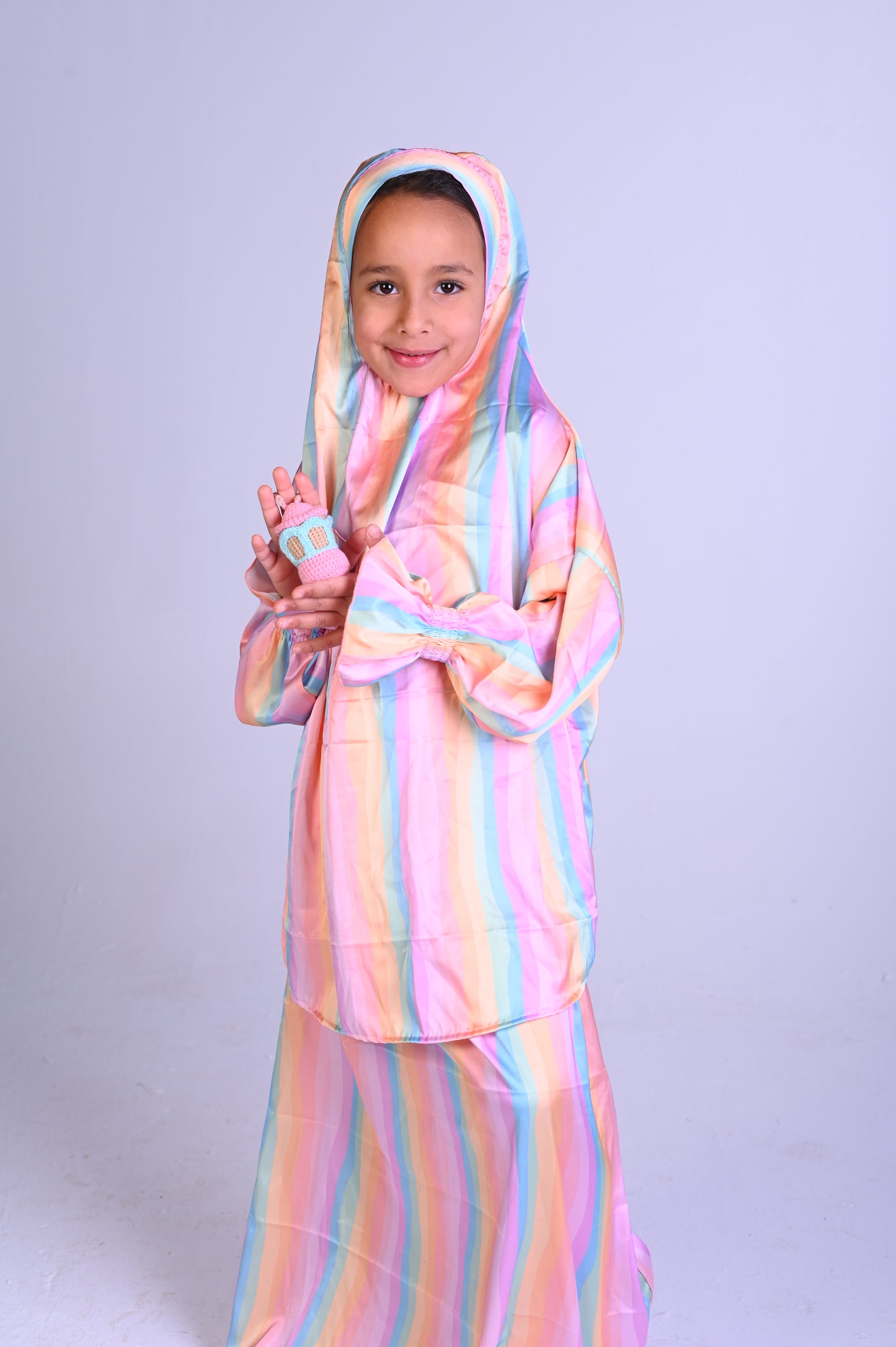 Rainbow Satin Isdal Set Box